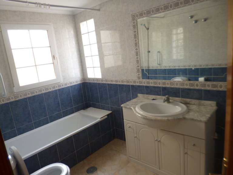Villa for Sale in Costa Blanca Playa Flamenca, Alicante 23