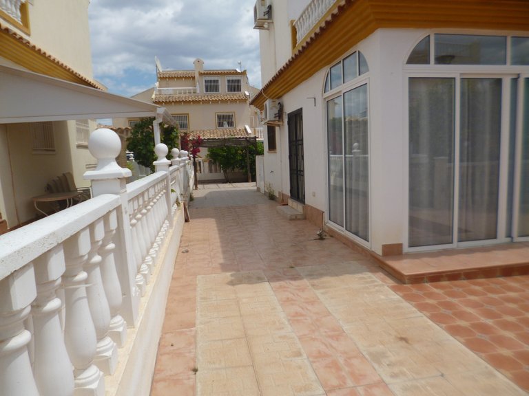 Villa for Sale in Costa Blanca Playa Flamenca, Alicante 44
