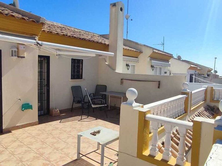 Villa for Sale in Playa Flamenca, Alicante 17