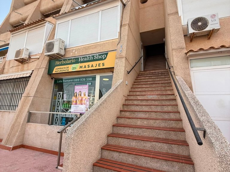 Apartment for Sale in Torrevieja, Alicante 36