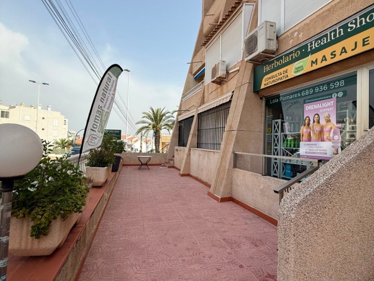 Apartment for Sale in Torrevieja, Alicante 35