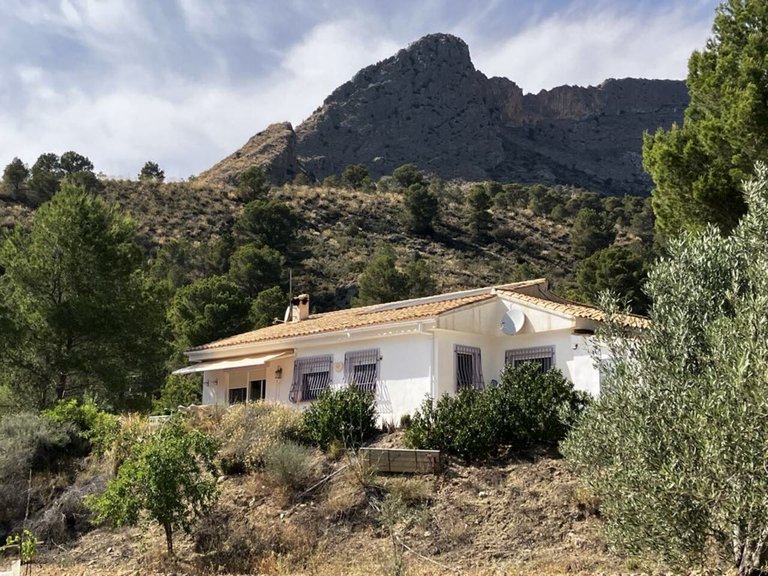 Villa for Sale in Finestrat, Alicante 1
