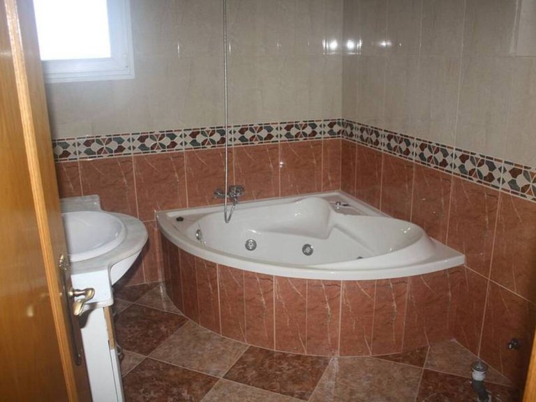 Apartment for Sale in Costa Blanca Torrevieja, Alicante 12