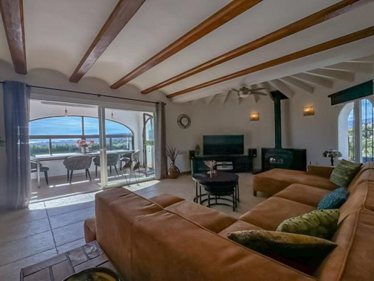 Villa for Sale in Costa Blanca Calpe, Alicante 2