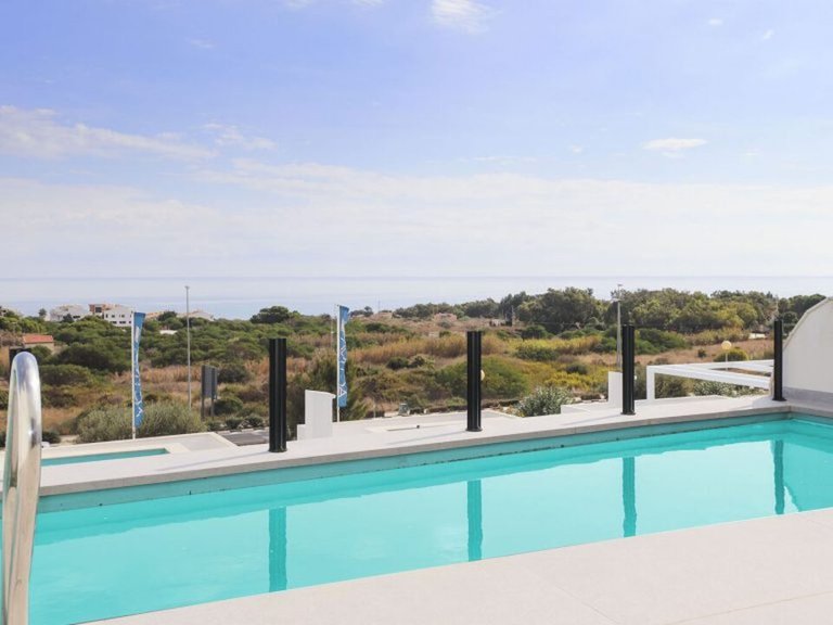 Villa for Sale in Costa Blanca Guardamar Del Segura, Alicante 2