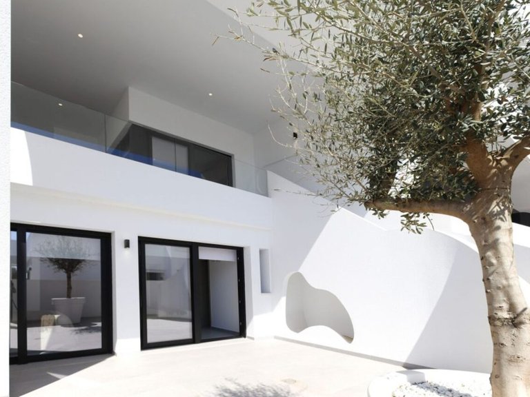 Villa for Sale in Costa Blanca Guardamar Del Segura, Alicante 3