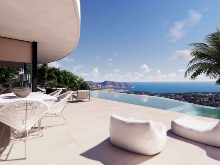 Villa for Sale in Costa Blanca Moraira, Alicante 1