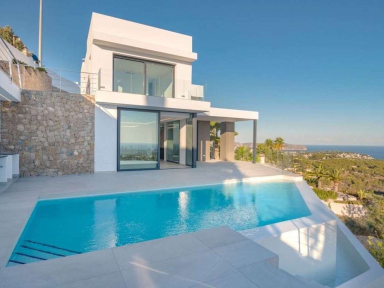 Villa for Sale in Costa Blanca Benissa Costa, Alicante 1