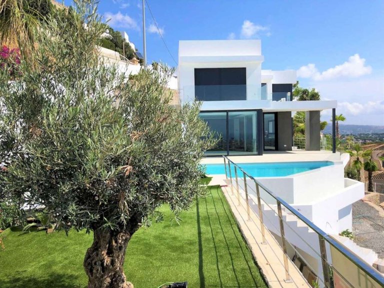 Villa for Sale in Costa Blanca Benissa Costa, Alicante 18
