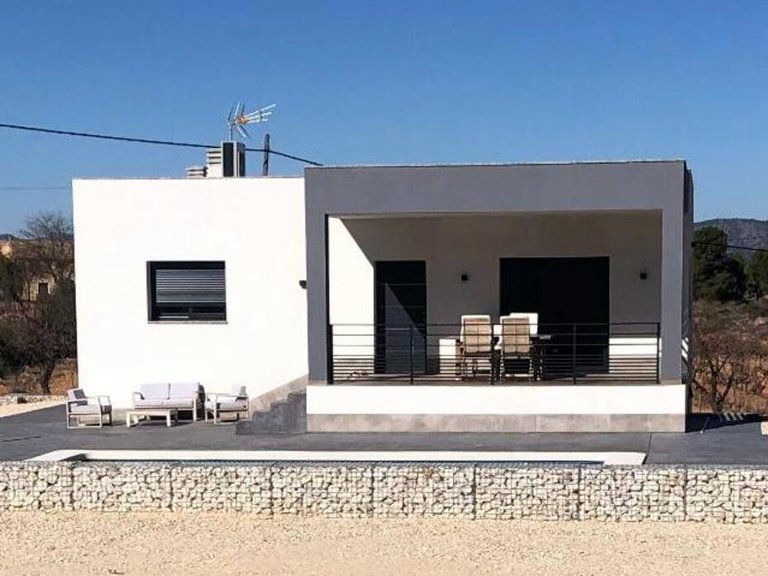 Villa for Sale in Inland Pinoso, Alicante 6