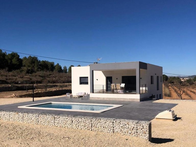 Villa for Sale in Inland Pinoso, Alicante 7