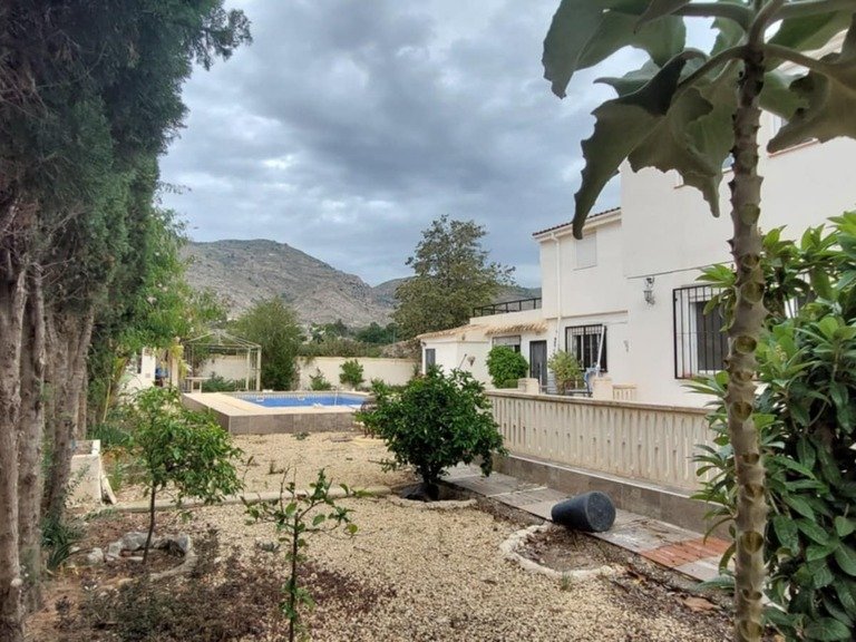 Villa for Sale in Inland Orxeta, Alicante 8