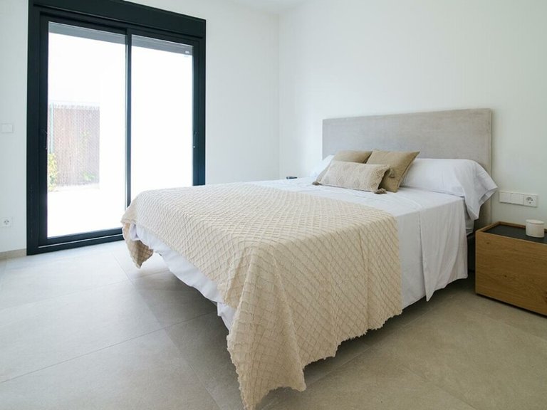 Villa for Sale in Inland La Herrada, Alicante 12