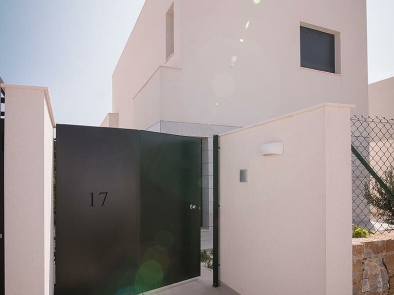 Villa for Sale in Inland La Herrada, Alicante 16