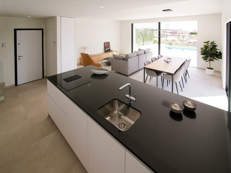 Villa for Sale in Inland La Herrada, Alicante 8