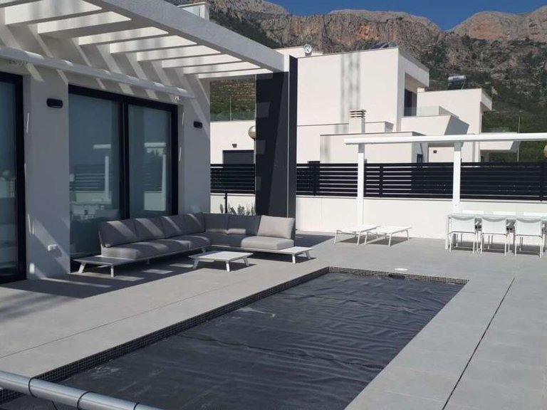 Villa for Sale in Costa Blanca Polop, Alicante 2