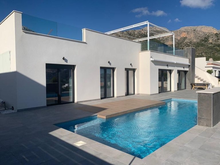 Villa for Sale in Costa Blanca Polop, Alicante 3