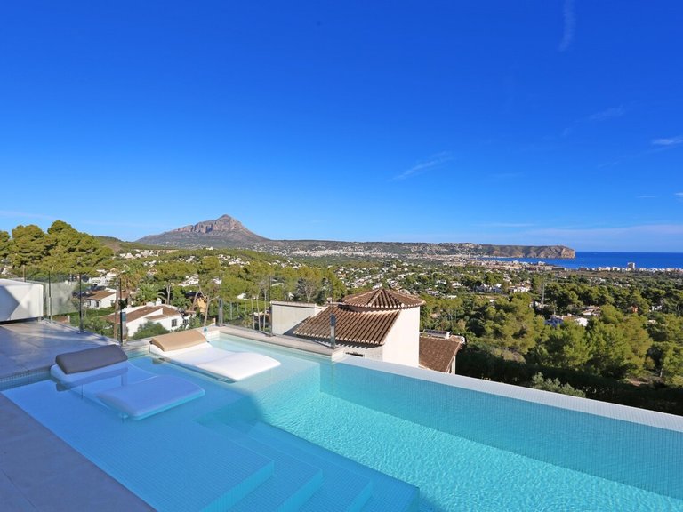 Villa for Sale in Costa Blanca Javea, Alicante 9