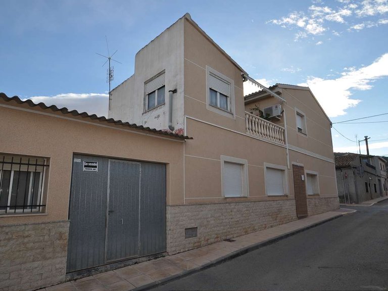Town House for Sale in Pinoso, Alicante 3