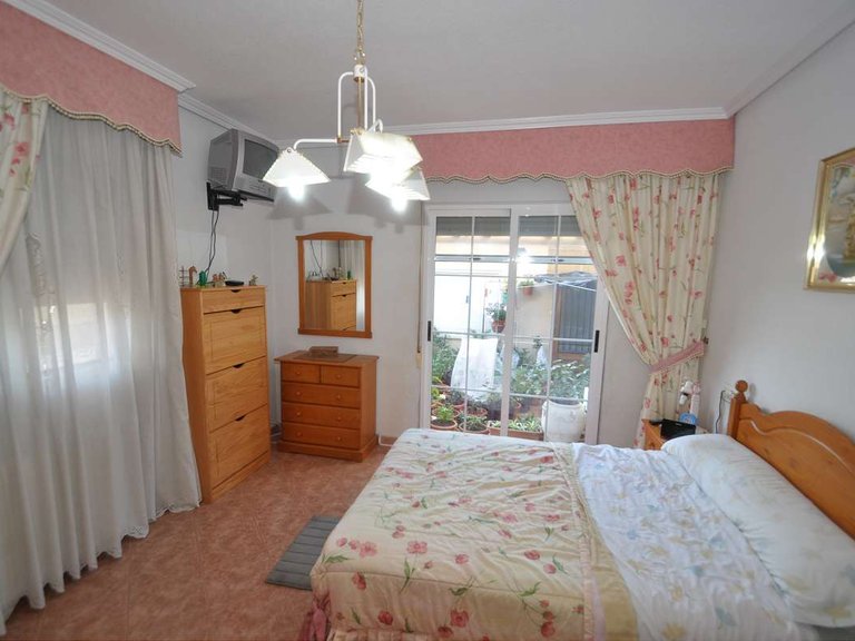 Town House for Sale in Pinoso, Alicante 14