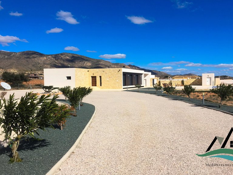Villa for Sale in Hondón De Las Nieves, Alicante 10