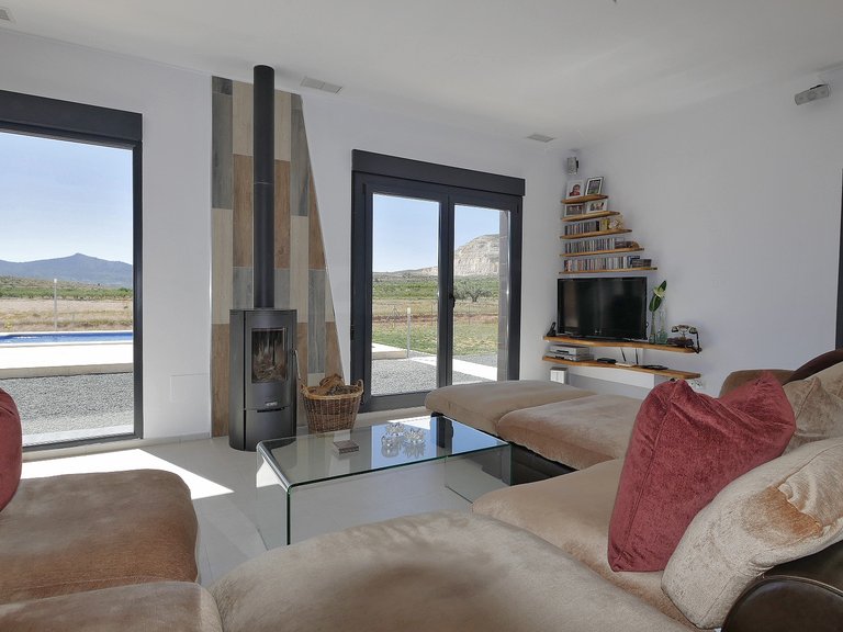 Villa for Sale in Hondón De Las Nieves, Alicante 7