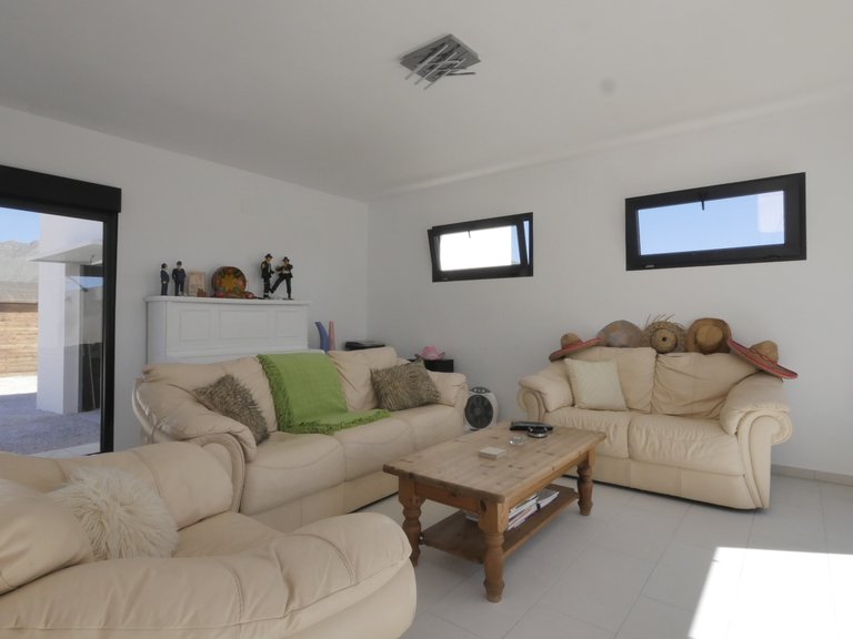 Villa for Sale in Hondón De Las Nieves, Alicante 9