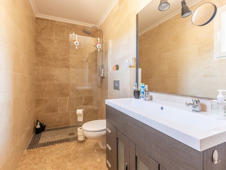 Villa for Sale in La Romana, Alicante 8