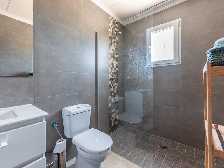 Villa for Sale in La Romana, Alicante 6