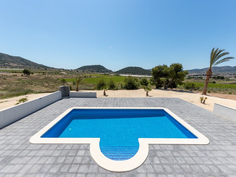 Villa for Sale in La Romana, Alicante 2