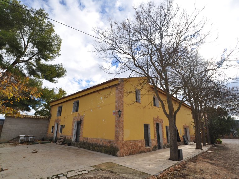 Country House for Sale in Yecla, Murcia 47