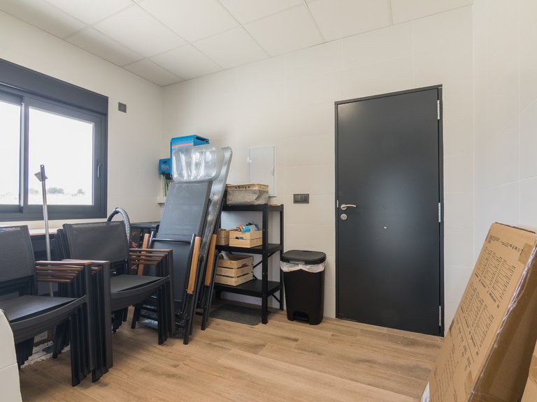 Villa for Sale in Aspe, Alicante 36