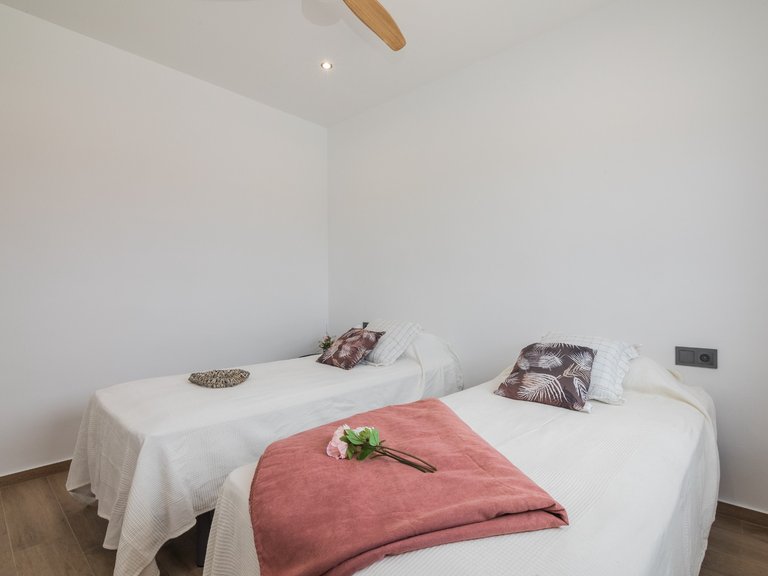 Villa for Sale in Aspe, Alicante 33