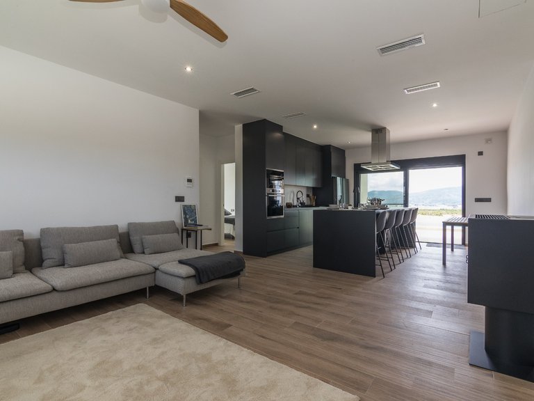 Villa for Sale in Aspe, Alicante 12