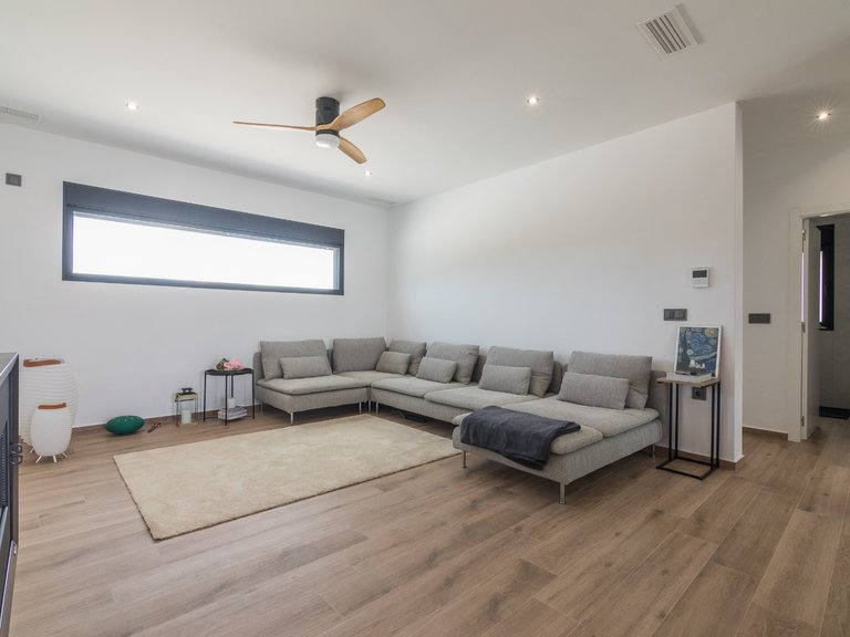 Villa for Sale in Aspe, Alicante 11