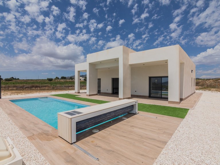 Villa for Sale in Aspe, Alicante 2