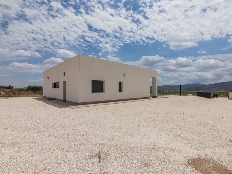 Villa for Sale in Aspe, Alicante 44