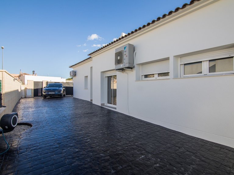 Villa for Sale in Pinoso, Alicante 21