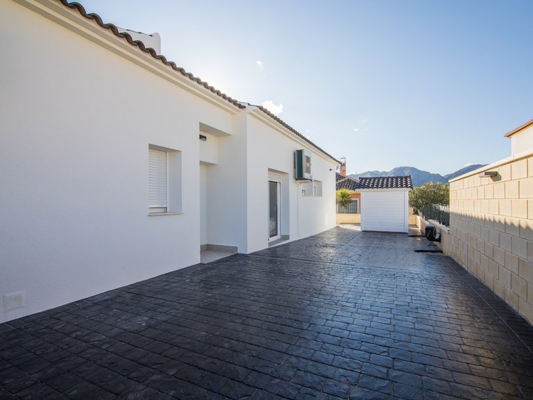 Villa for Sale in Pinoso, Alicante 22