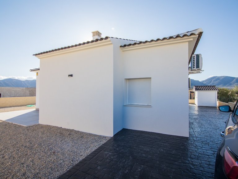 Villa for Sale in Pinoso, Alicante 24