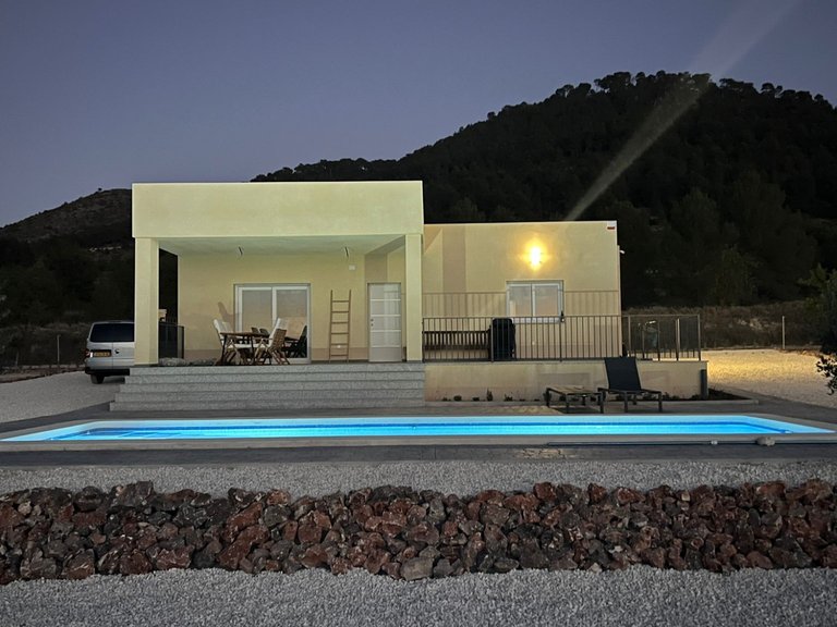 Villa for Sale in Pinoso, Alicante 1