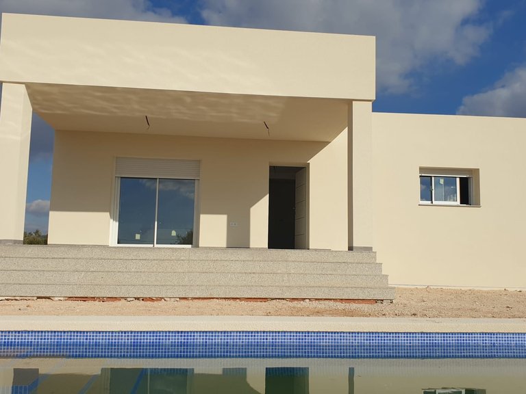 Villa for Sale in Pinoso, Alicante 1