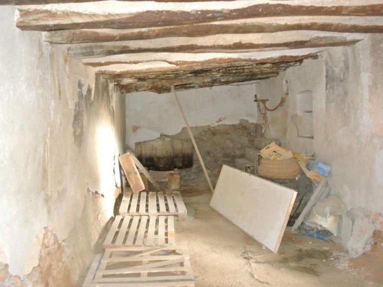 Town House for Sale in Pinoso, Alicante 4