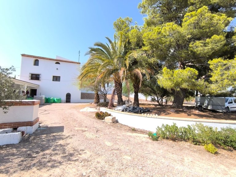 Villa for Sale in Novelda, Alicante 35