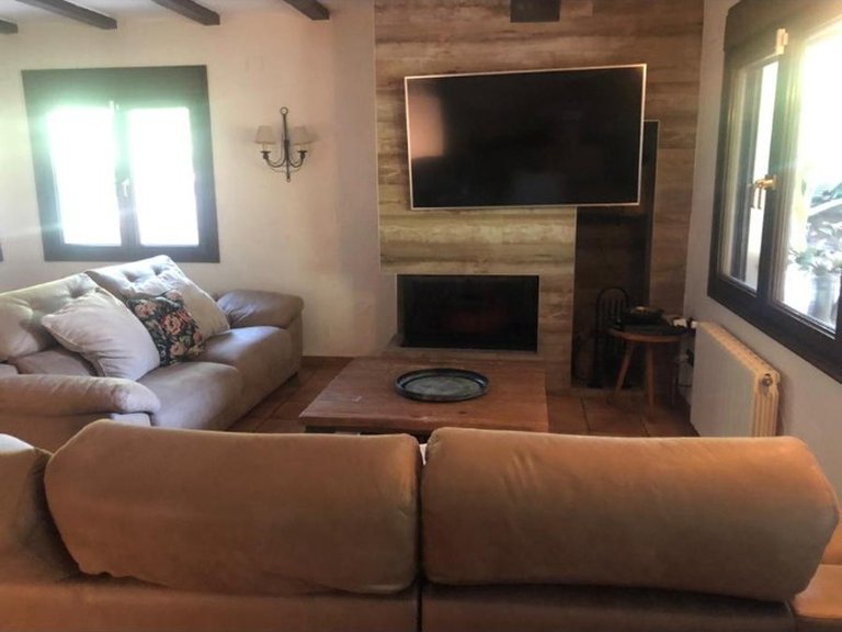 Villa for Sale in Elda, Alicante 35