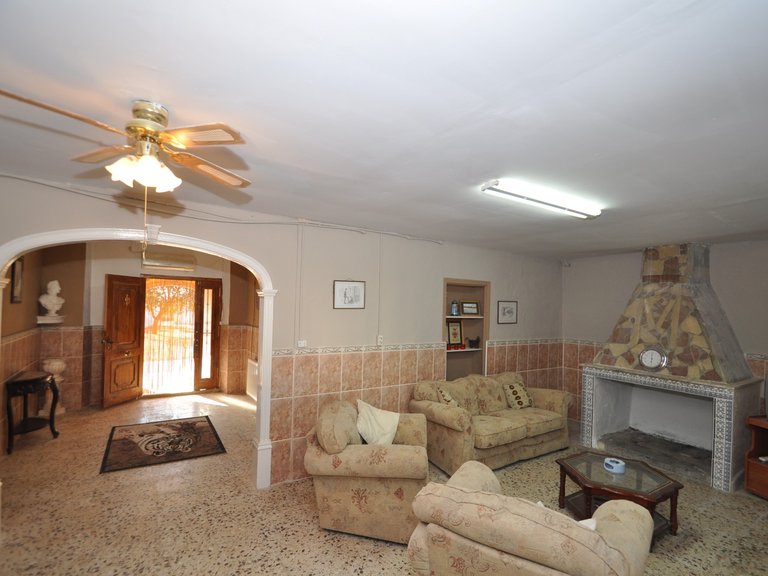 Country House for Sale in Pinoso, Alicante 24
