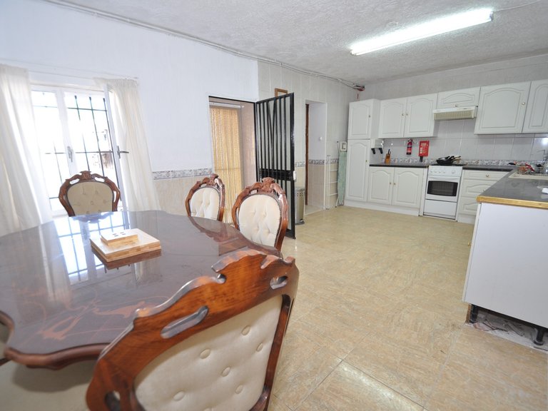 Country House for Sale in Pinoso, Alicante 26
