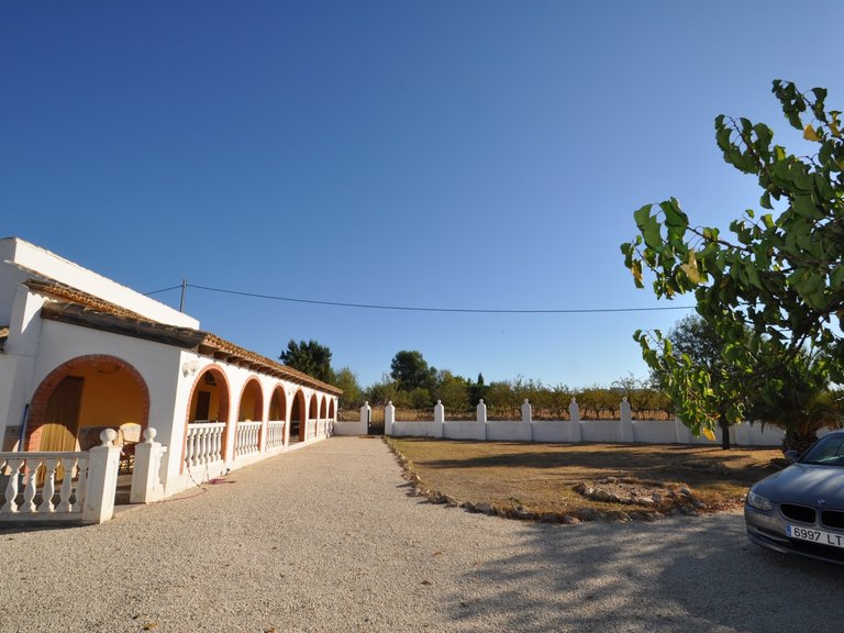 Country House for Sale in Inland Pinoso, Alicante 20