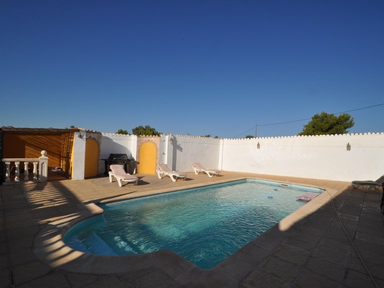 Country House for Sale in Pinoso, Alicante 30