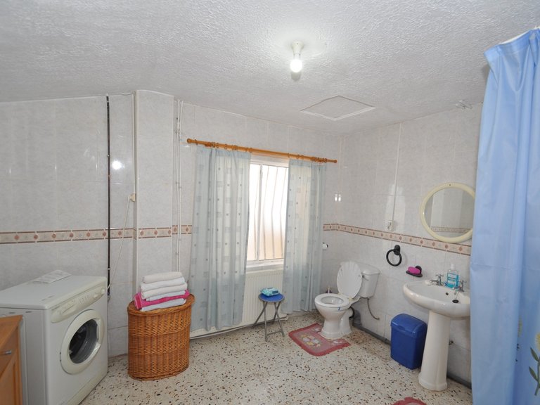Country House for Sale in Inland Pinoso, Alicante 12